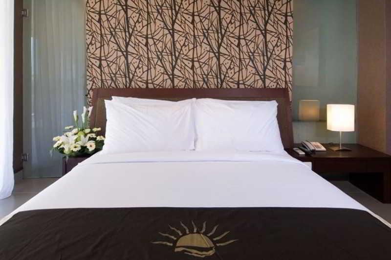 100 Sunset Boutique Hotel Kuta Lombok Kültér fotó